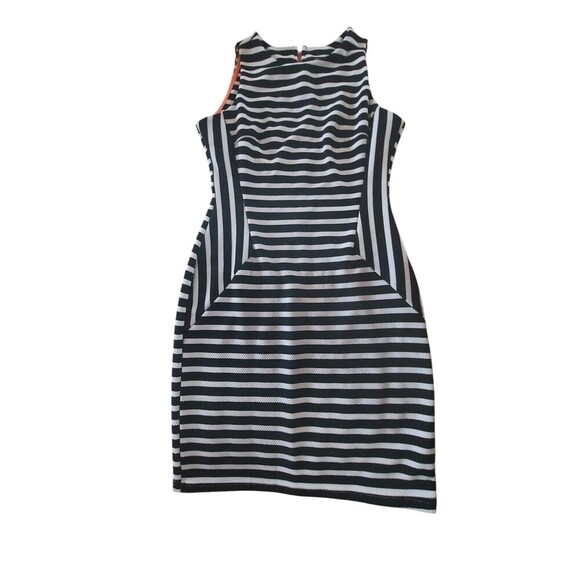Sharagano Women's Sheath Dress Sleeveless, Black & White Striped Bodycon Size 4 - Picture 2 of 7